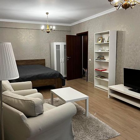 Miralex - Solid House Residence Мамая Екстериор снимка